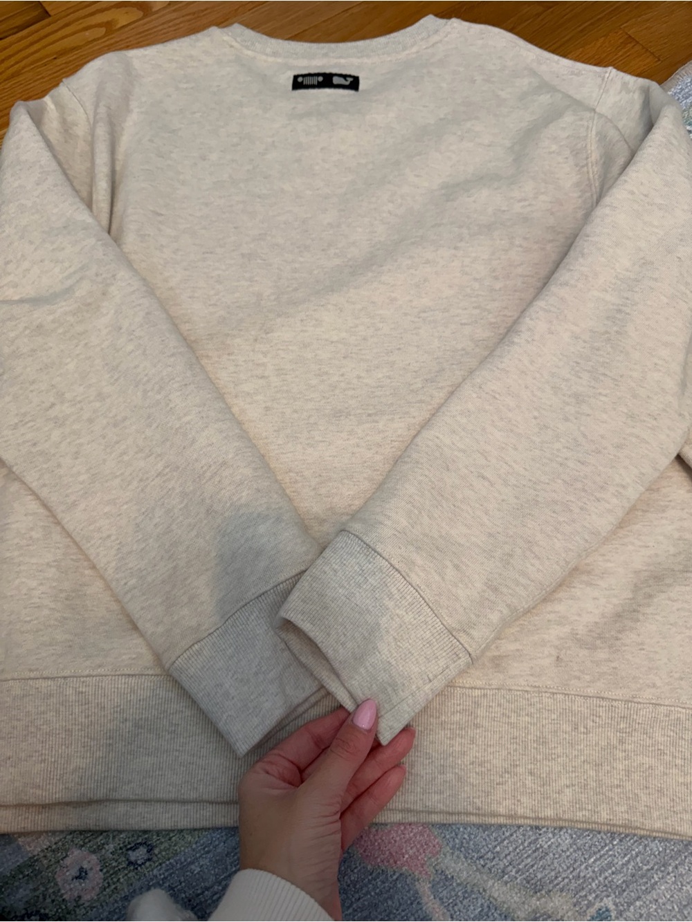 Vineyard Vines Cream Jeep Logo Crewneck Sweatshirt - Picture 4 of 5